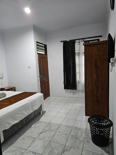 Others 2, Rumah Kayu Putih, Denpasar