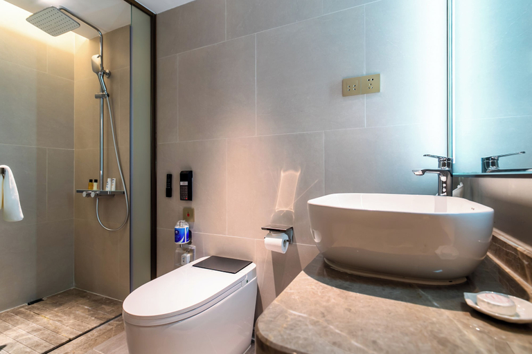 Bathroom 5, Landmark International Hotel, Guangzhou