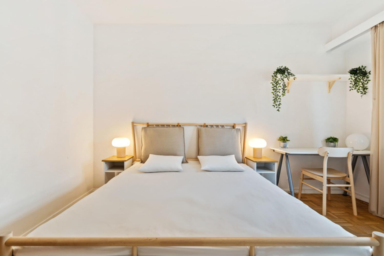Stylish 2BR Apt in Limpertsberg, Near City Center, Luxembourg