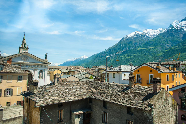 Others 4, Maison Forum, Aosta