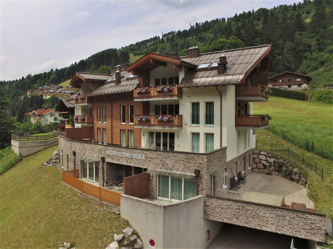 Exterior & Views 2, Ski In, Ski Out in Saalbach near Zell am See Xpress, Zell am See