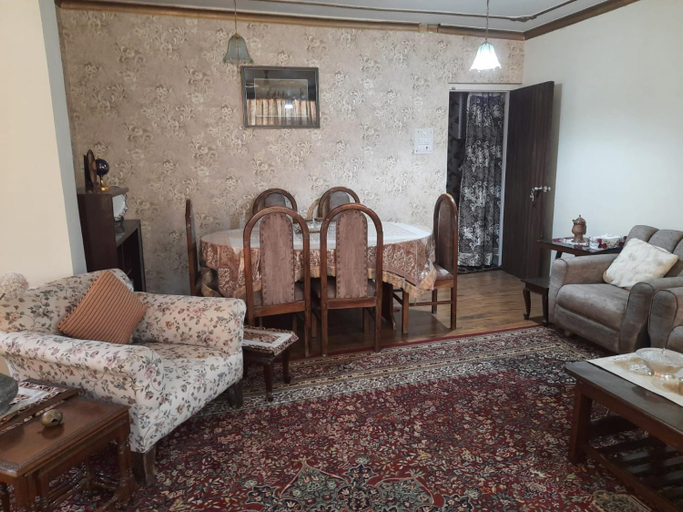 Food & Drinks 4, Family Floor at Riverside B&B, Srinagar