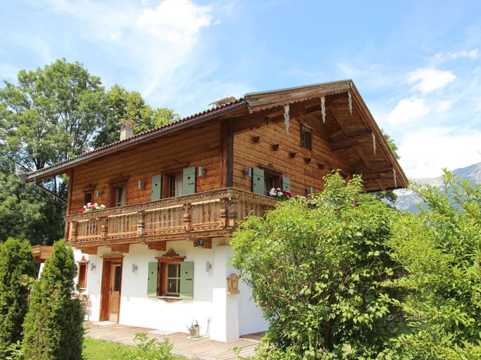 Charming Chalet in Ellmau near Skiwelt Ski Area, Kufstein
