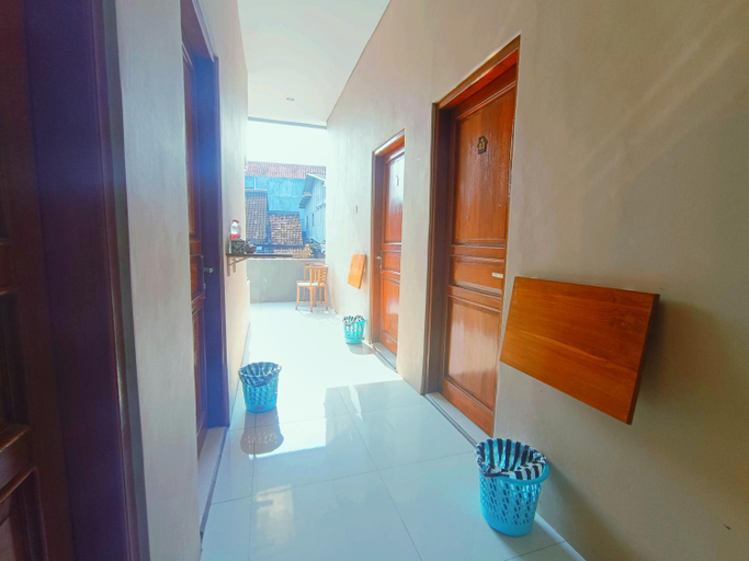 Bedroom, Wisma Kencana Guesthouse, Karanganyar