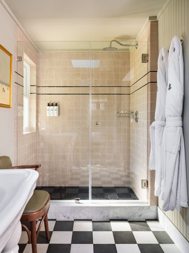 Bathroom 4, Brentwood Inn, Los Angeles