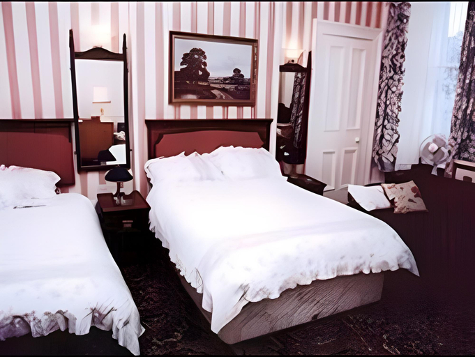 Others 5, Eglinton Guest House, South Ayrshire