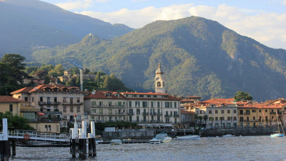 Others 5, Villa Aurelia, Como