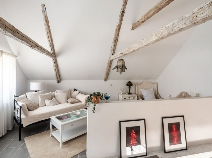 Living room 4, Luxurious Holiday Home With a Nice Private Garden, Mayen-Koblenz