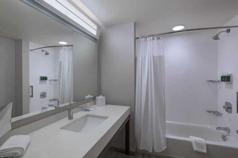 Bathroom 4