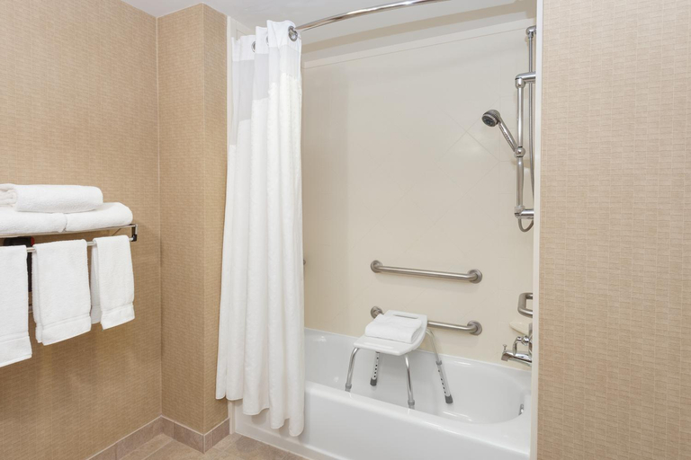 Bathroom 7