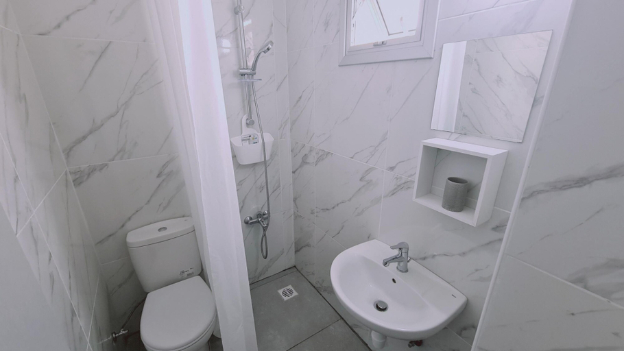 Room 3, 100 AN - Napa Living 18