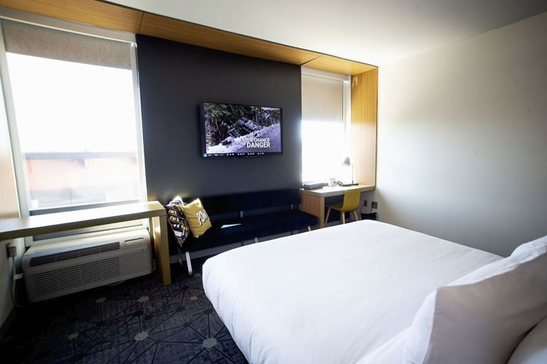 Bedroom 3, Aloft by Marriott Tulsa, Tulsa