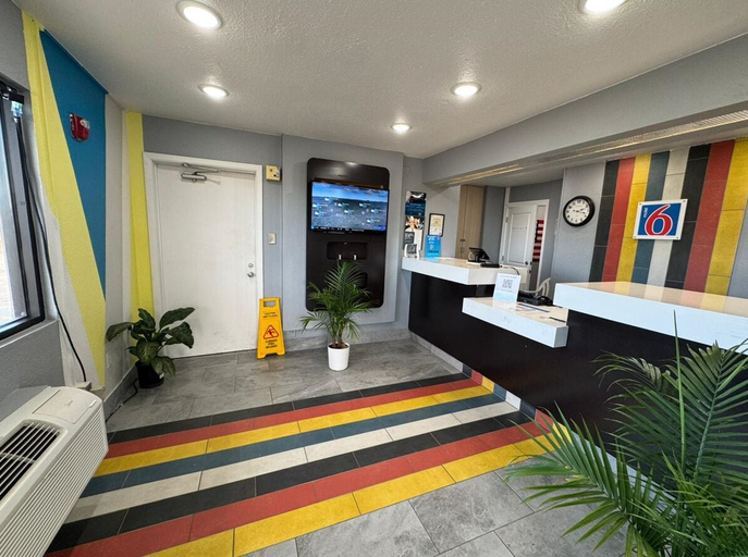 Others 5, Motel 6 Bismarck, Burleigh