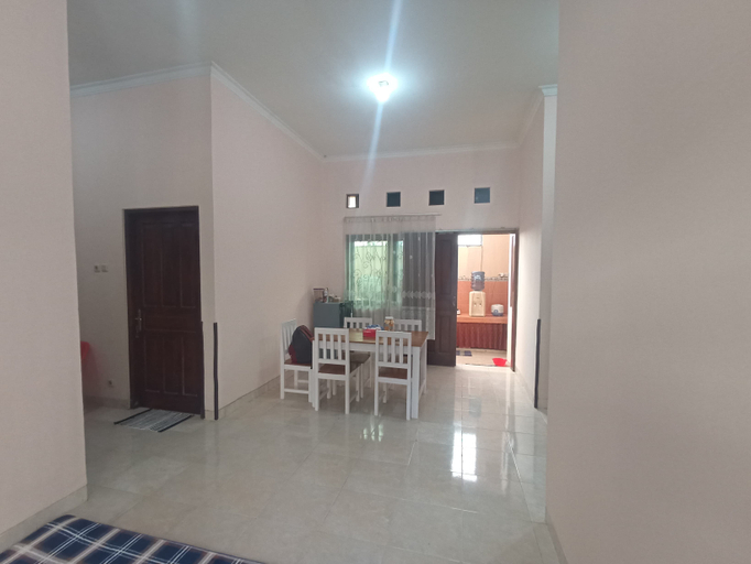 Others 2, Zalvie Homestay (temporarily closed), Sleman