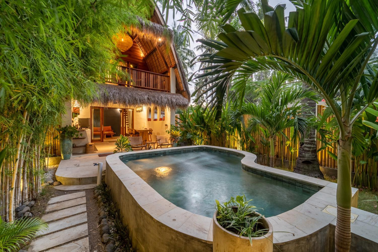 Others 4, La Villa Loca, Lombok
