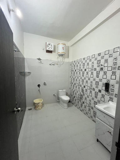 Bedroom 3, Hotel Kalyani, Chamoli