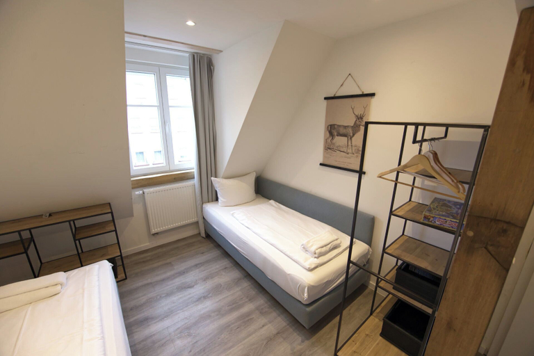 Bedroom 2, Gästehäuser Villa Delange, Landau in der Pfalz