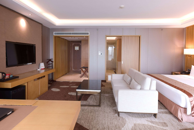 Bedroom 3, Ramada Plaza Fuzhou South, Fuzhou