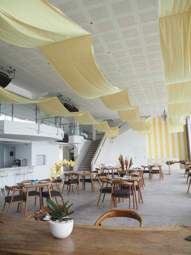 Restaurant 13