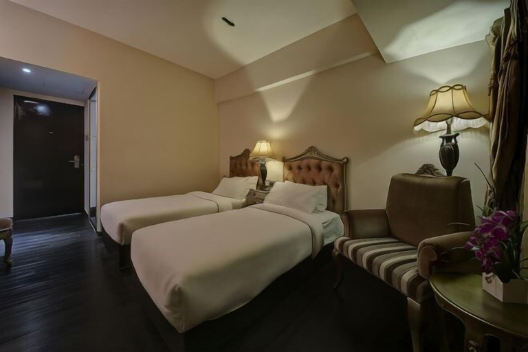 Bedroom 25