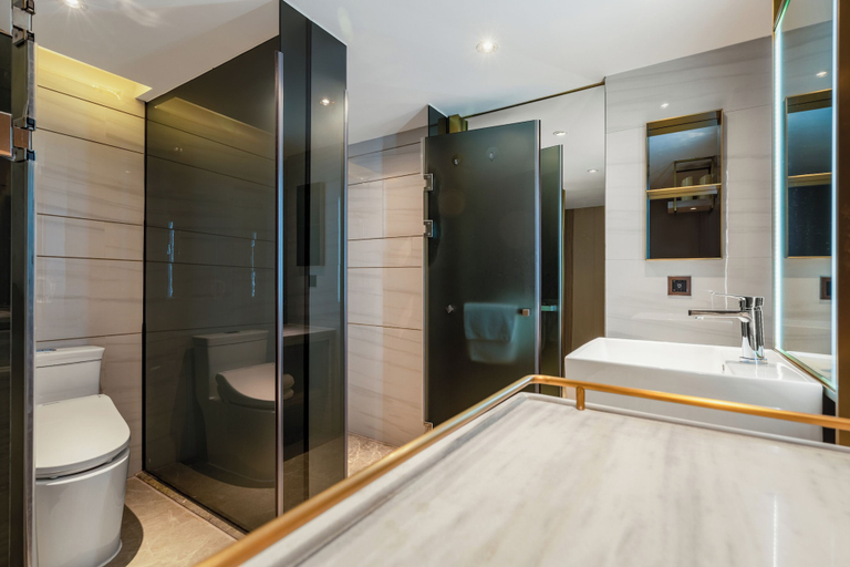 Bathroom 8