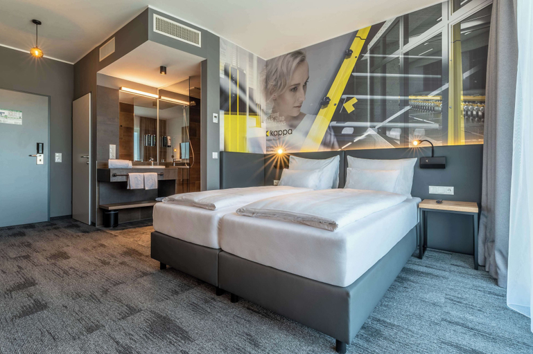 Bedroom 13