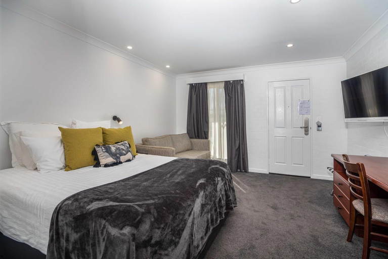 Bedroom 10