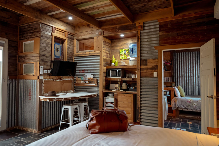 Bedroom 3, Bed in a Shed, Clare and Gilbert Valleys