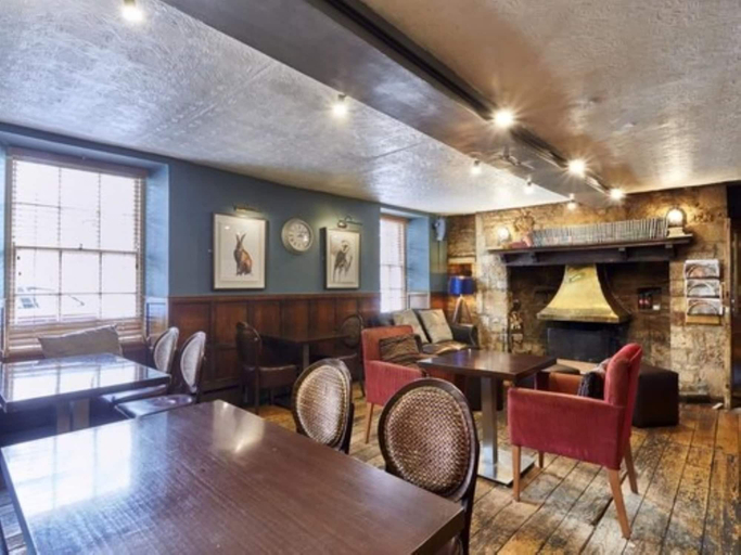 Food & Drinks 4, The Redesdale, Gloucestershire
