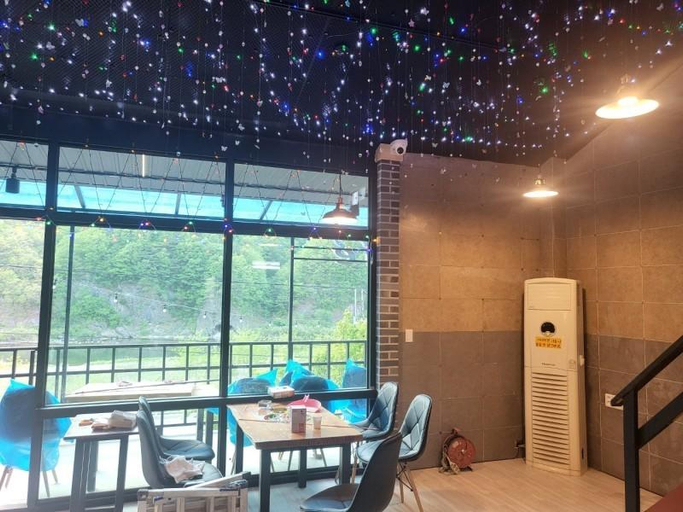 Food & Drinks 2, Yeongwol Donggang Close Pension, Yeongwol