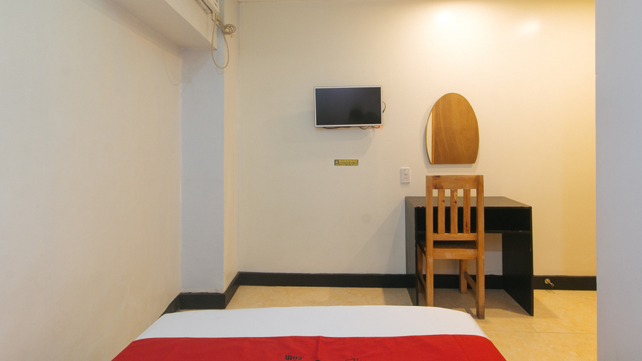 Bedroom 3, RedDoorz @ Ranchotel Alabang, Muntinlupa