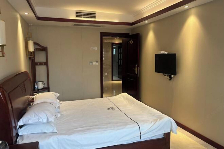 Bedroom 19