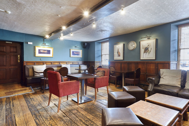Food & Drinks 5, The Redesdale, Gloucestershire
