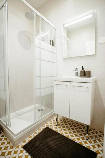 Others 2, Sweet Love Room - Jacuzzi Privatif, Seine-Saint-Denis