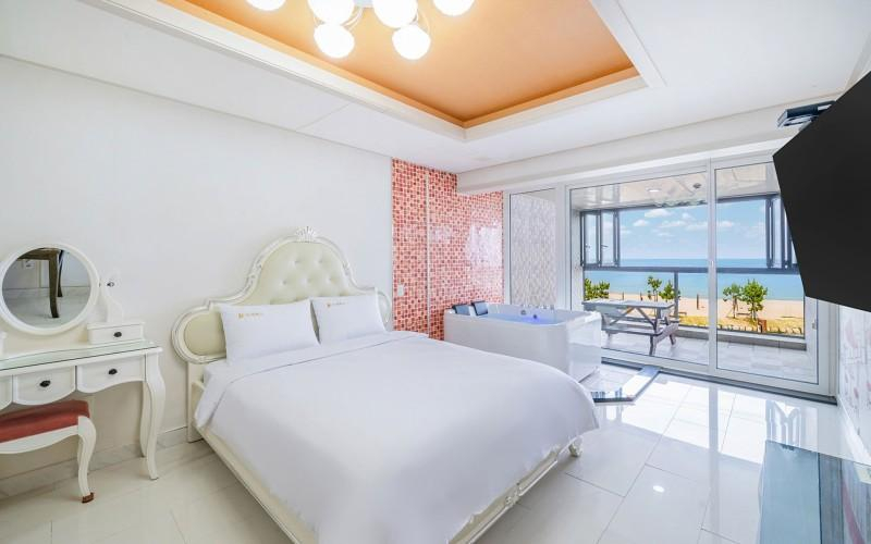 Bedroom 3, Yangyang Marepino Pension (Dongho Beach), Yangyang
