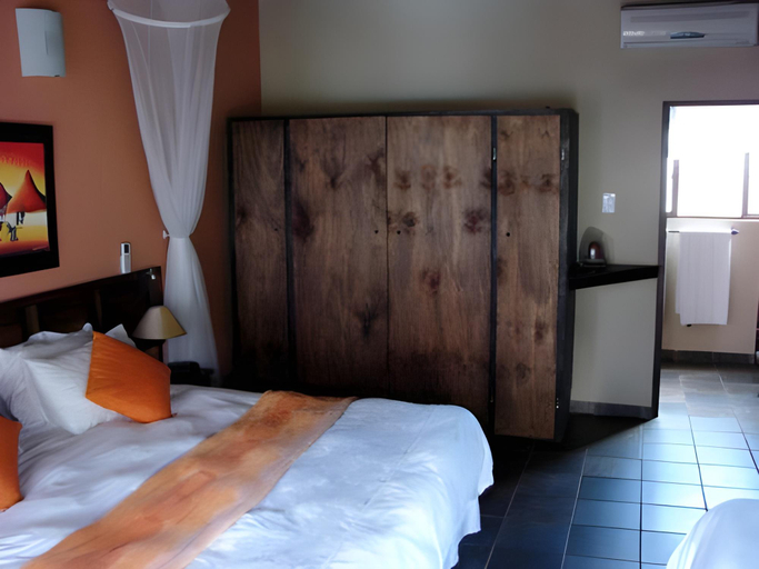 Bedroom 14