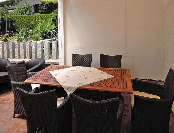 Dining 4, Ferienhaus in Lissendorf bei Eifel Wegen, Vulkaneifel