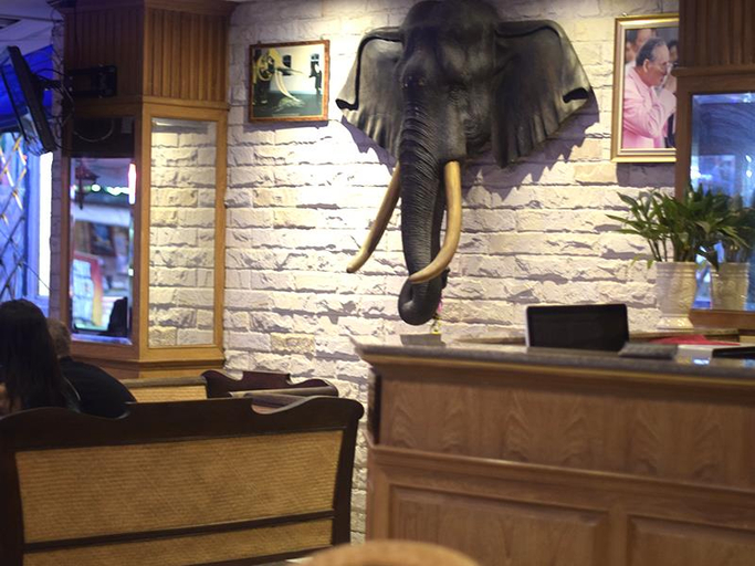 Public Area 3, Zip Lounge & Apartments, Pattaya