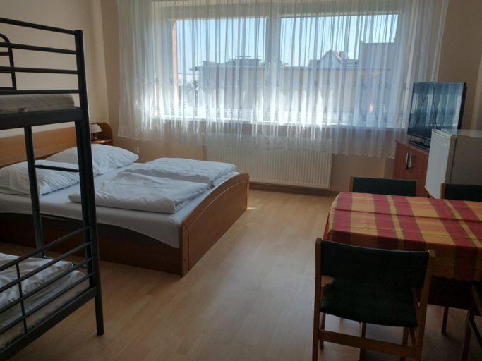 Others 4, Apartament i pokoje goscinne Budnik, Puck