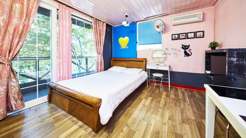 Bedroom 3, Gapyeong Sense Pension (dog friendly), Gapyeong
