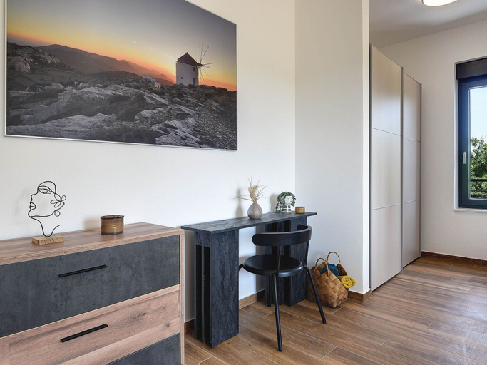 Room 5, Apartment in Croatia Near Scenic Coastline, Ližnjan