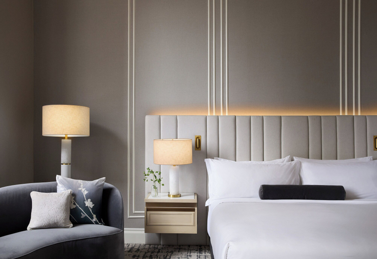 Bedroom 4, InterContinental Hotels INDIANAPOLIS, Marion