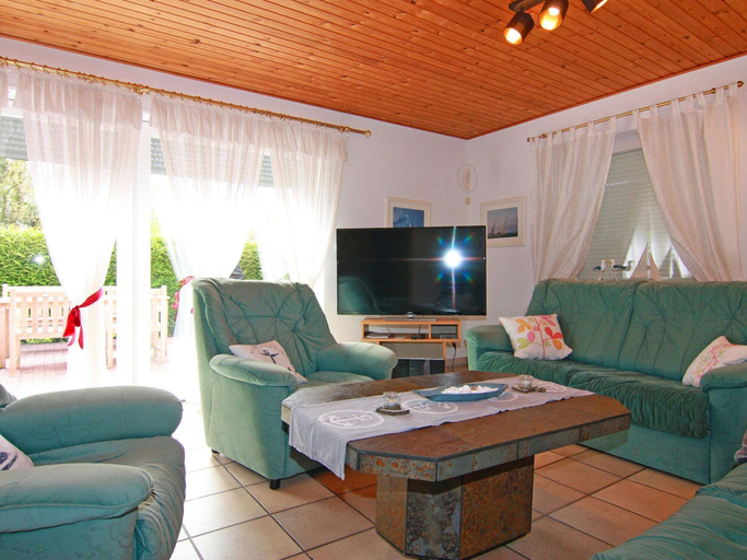Living room 2, Ferienwohnung im Ferienhaus Rosi, Fehmarn-schlagsdorf, Ostholstein
