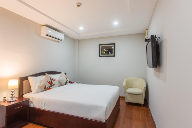 Bedroom 5, Binh Duong Resident Hotel, Năm Căn