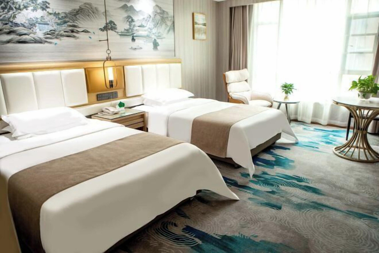 Bedroom 5, Huakang International Hotel, Qianjiang