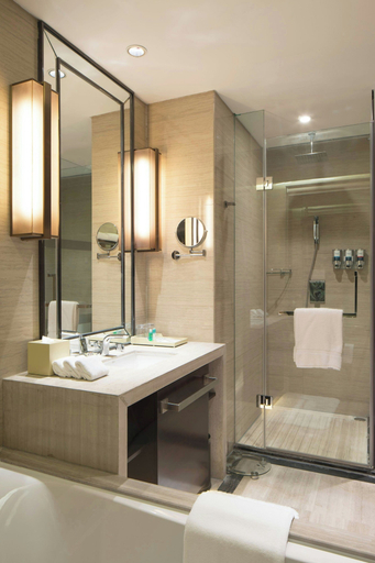 Bathroom 11