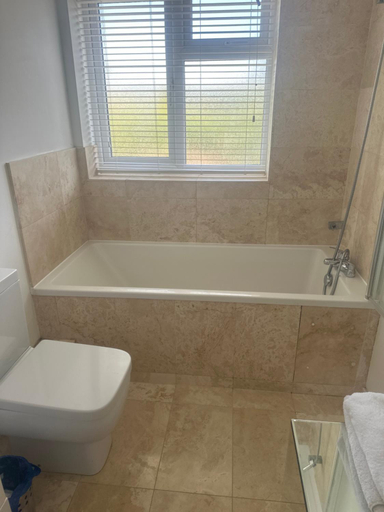Bathroom 4, Mayfield guest rooms, London