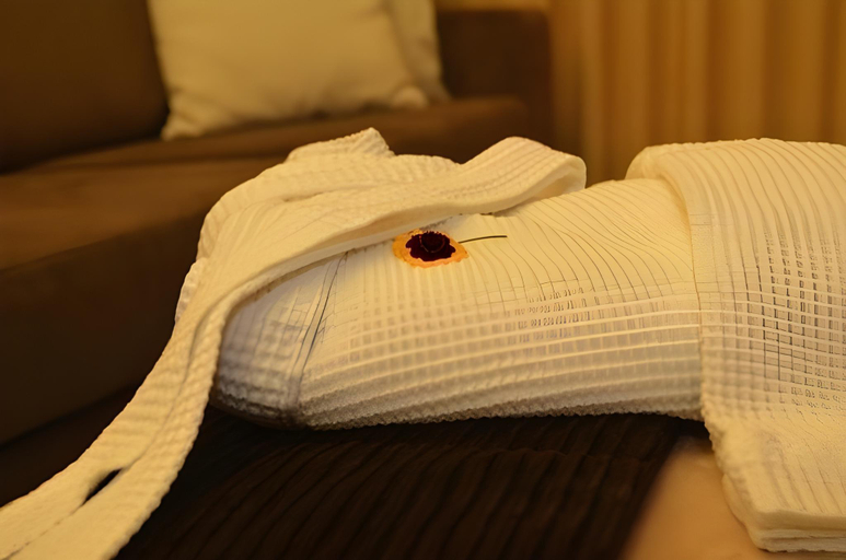 Amenities 8