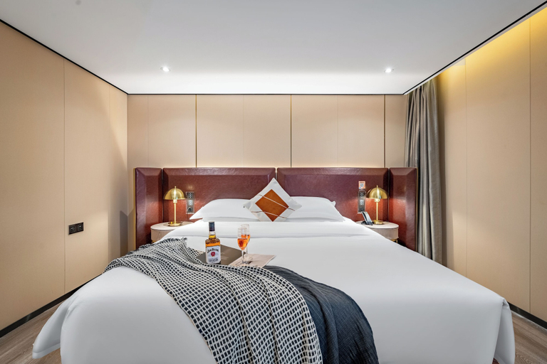 Bedroom 6