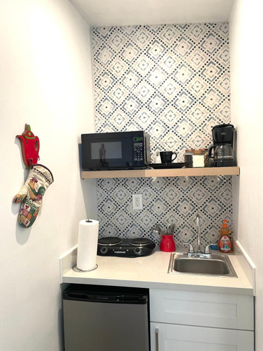 Others 5, Studio close to Everything, Miami-Dade